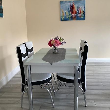 Blackpool Clifton Street Holiday Apartments ภายนอก รูปภาพ
